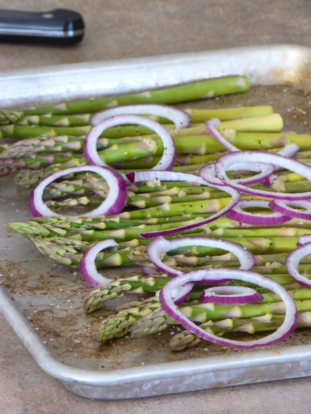 Asparagus with Roasted Garlic Olive Oil and Red Onions Easy Healthy Recipe