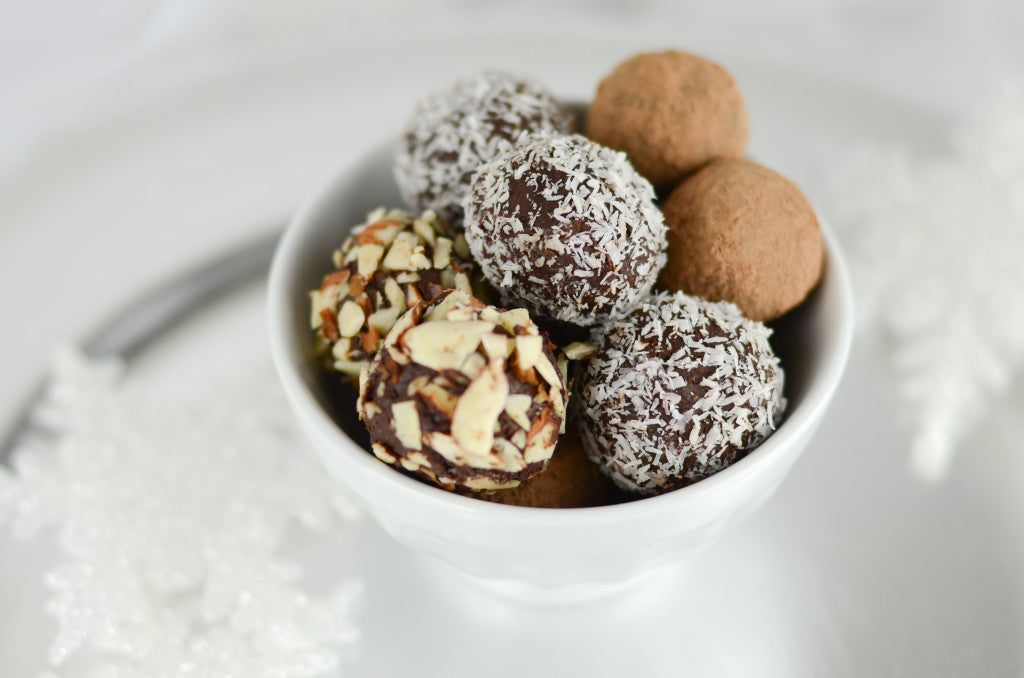 Chocolate Truffles with Coconut Oil Easy Healthy Recipe